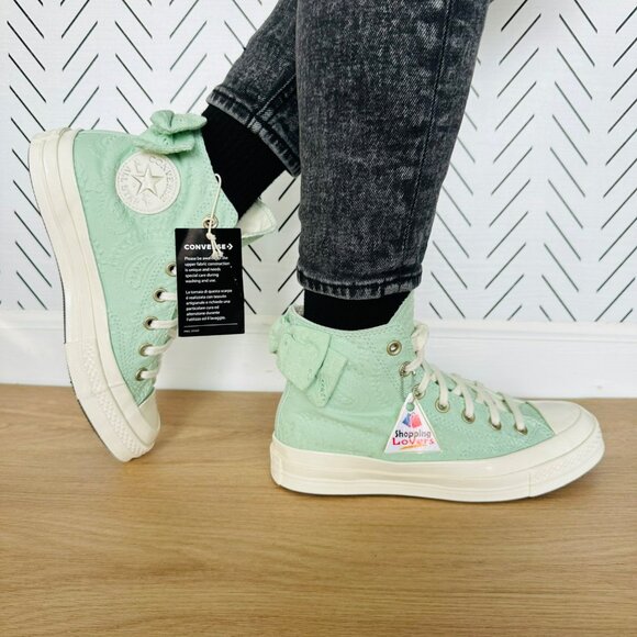 ❤️Converse Chuck 70 High Paisley Bow Sz 8.5 Women's Shoes Green Sneaker A10245C - Picture 1 of 12